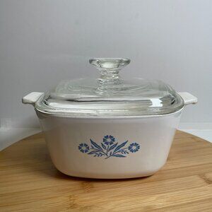 Vintage Corning Ware White Blue Cornflower 1 3/4 QT Casserole P-1 3/4-B with Lid